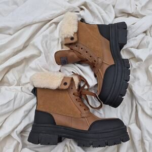 NEW UGG Ahton Addie Waterproof Boots shearling chestnut women's size 5.5